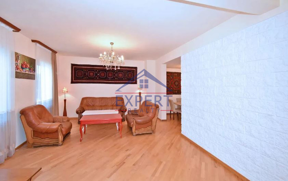 ՎԱՀԱԳՆԻ ԹԱՂԱՄԱՍ 5 ՍԵՆՅԱԿ