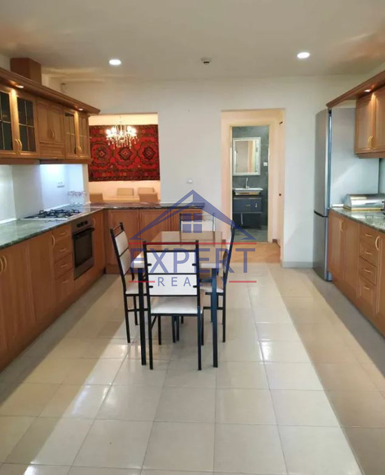 ՎԱՀԱԳՆԻ ԹԱՂԱՄԱՍ 5 ՍԵՆՅԱԿ