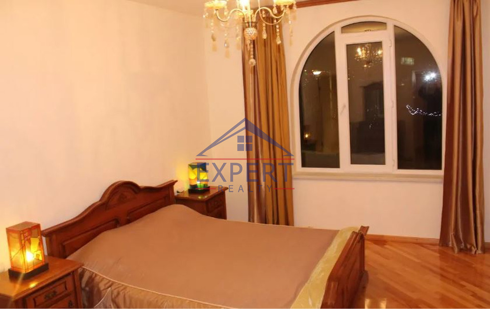 ՎԱՀԱԳՆԻ ԹԱՂԱՄԱՍ 5 ՍԵՆՅԱԿ