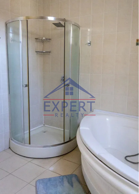 ԱՋԱՓՆՅԱԿ, ՎԱՀԱԳՆԻ ԹԱՂԱՄԱՍ, 5 ՍԵՆՅԱԿ