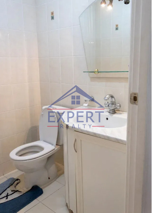 ԱՋԱՓՆՅԱԿ, ՎԱՀԱԳՆԻ ԹԱՂԱՄԱՍ, 5 ՍԵՆՅԱԿ