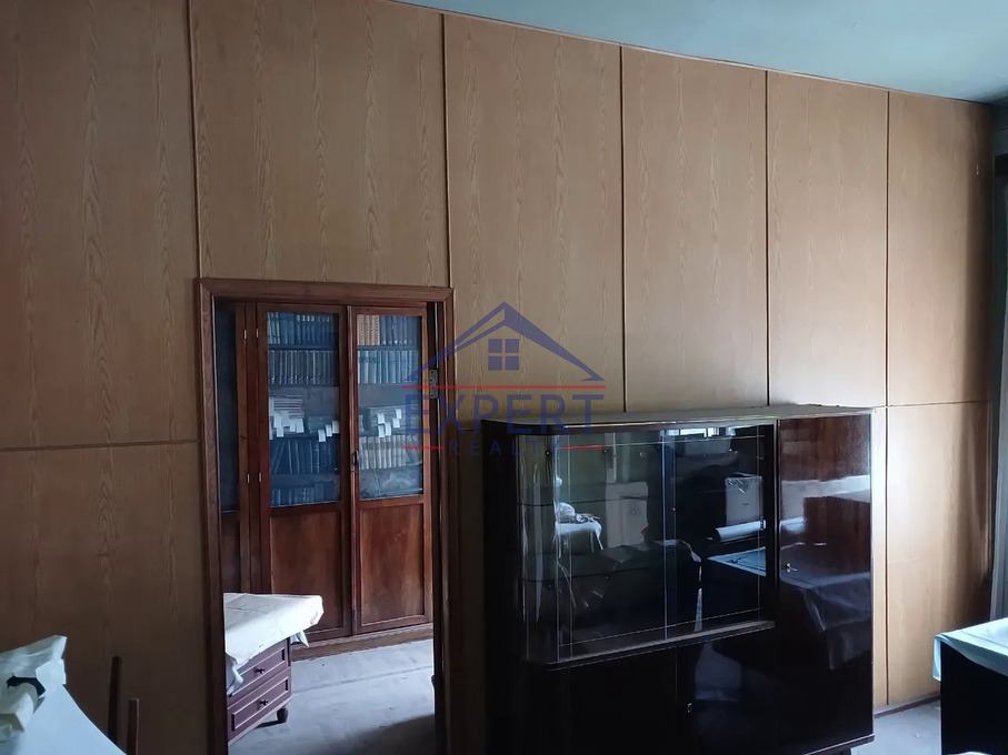 ԿԵՆՏՐՈՆ, ՄԱՇՏՈՑԻ ՊՈՂՈՏԱ, 3 ՍԵՆՅԱԿ