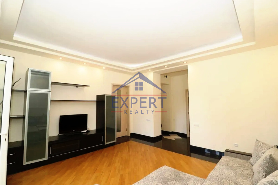 ԿԵՆՏՐՈՆ, ԲԱՂՐԱՄՅԱՆ ՊՈՂՈՏԱ, 3 ՍԵՆՅԱԿ