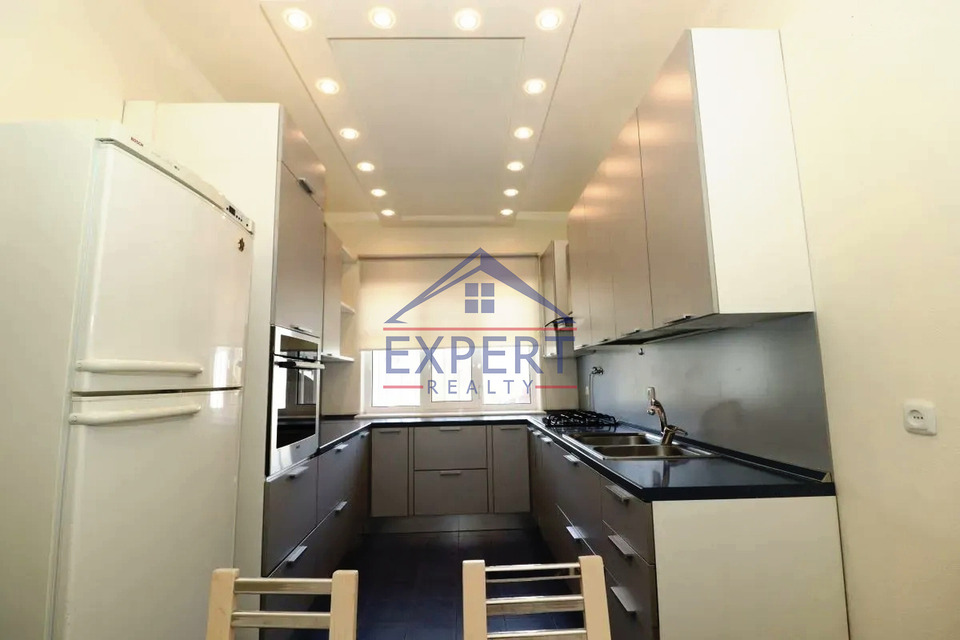 ԿԵՆՏՐՈՆ, ԲԱՂՐԱՄՅԱՆ ՊՈՂՈՏԱ, 3 ՍԵՆՅԱԿ