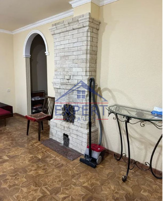 ԿԵՆՏՐՈՆ ՊՌՈՇՅԱՆ ՓՈՂՈՑ, 3 ՍԵՆՅԱԿ