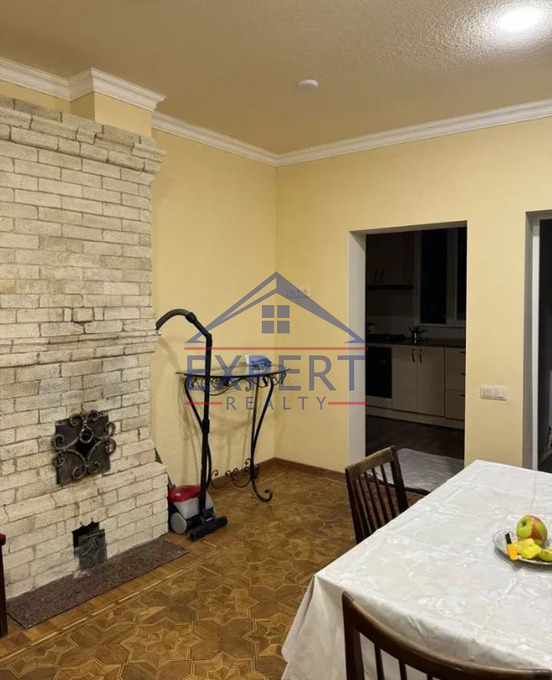 ԿԵՆՏՐՈՆ ՊՌՈՇՅԱՆ ՓՈՂՈՑ, 3 ՍԵՆՅԱԿ