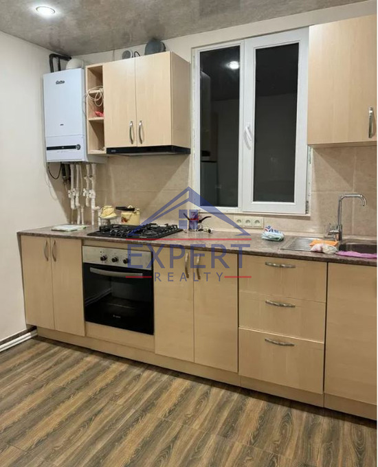 ԿԵՆՏՐՈՆ ՊՌՈՇՅԱՆ ՓՈՂՈՑ, 3 ՍԵՆՅԱԿ