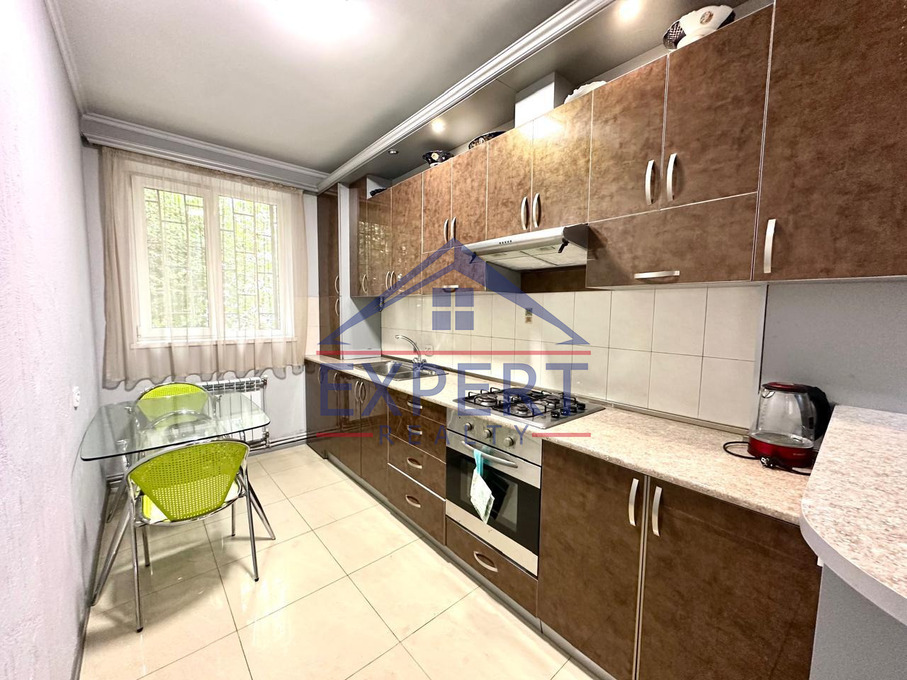 ՔԱՆԱՔԵՌ ԶԵՅԹՈՒՆ, ԴԱՎԻԹ ԱՆՀԱՂԹԻ ՓՈՂՈՑ, 4 ՍԵՆՅԱԿ