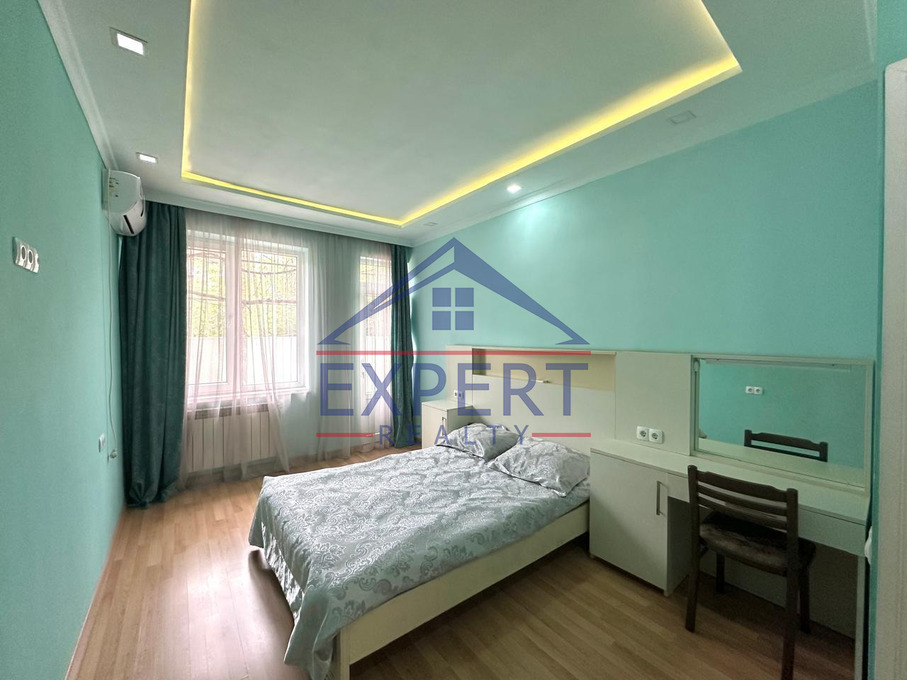 ՔԱՆԱՔԵՌ ԶԵՅԹՈՒՆ, ԴԱՎԻԹ ԱՆՀԱՂԹԻ ՓՈՂՈՑ, 4 ՍԵՆՅԱԿ