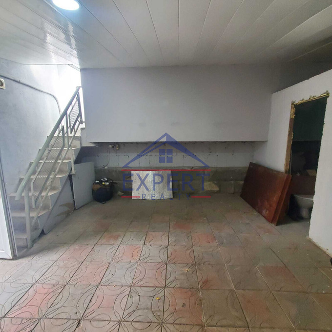 ՔԱՆԱՔԵՌ ԶԵՅԹՈՒՆ, ԴԱՎԻԹ ԱՆՀԱՂԹԻ ՓՈՂՈՑ, 4 ՍԵՆՅԱԿ