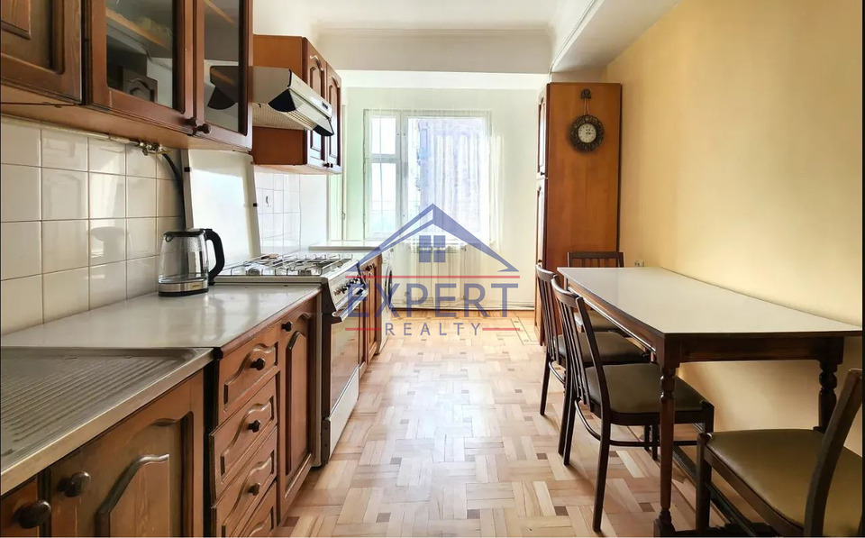 ՄԱԼԱԹԻԱ ՍԵԲԱՍՏԻԱ, ԶՈՐԱՎԱՐ ԱՆԴՐԱՆԻԿԻ ՓՈՂՈՑ, 3 ՍԵՆՅԱԿ