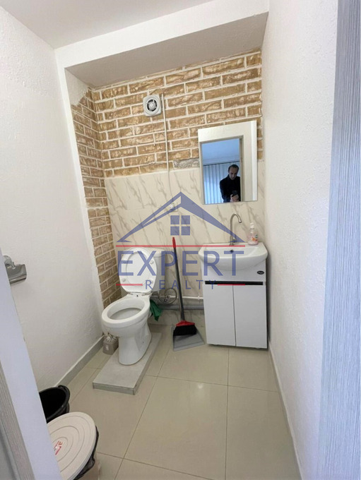 ԿԵՆՏՐՈՆ , ՌԱՖԵԼ ԼԵՄԿԻՆ, 40 ՔՄ