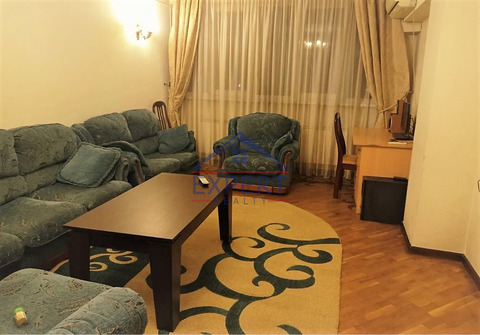 ԿԵՆՏՐՈՆ, ՊՈՒՇԿԻՆԻ ՓՈՂՈՑ, 3 ՍԵՆՅԱԿ