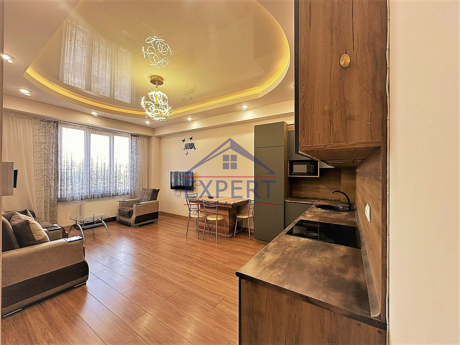 ԱՋԱՓՆՅԱԿ, ԼԵՆԻՆԳՐԱԴՅԱՆ ՓՈՂՈՑ, 3 ՍԵՆՅԱԿ