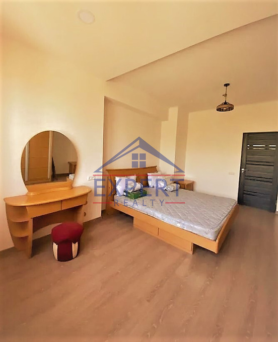 ԿԵՆՏՐՈՆ, ՍԱՅԱԹ-ՆՈՎԱ ՊՈՂՈՏԱ, 3 ՍԵՆՅԱԿ