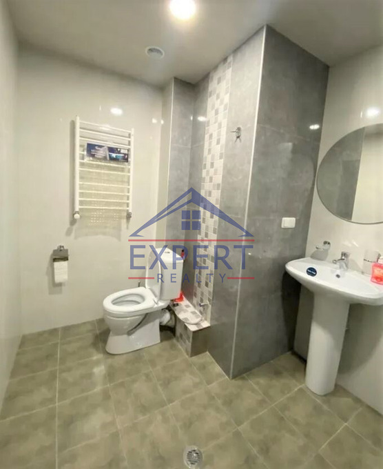 ԿԵՆՏՐՈՆ, ՍԱՅԱԹ-ՆՈՎԱ ՊՈՂՈՏԱ, 3 ՍԵՆՅԱԿ