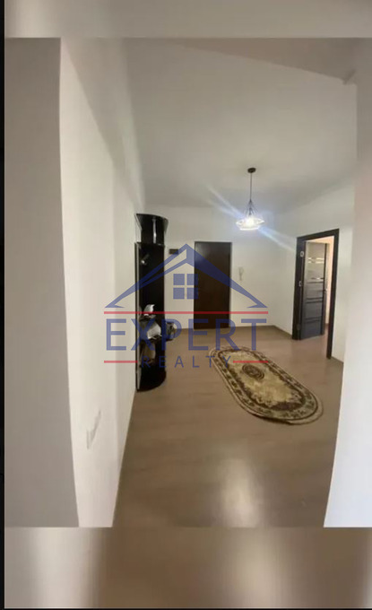 ԿԵՆՏՐՈՆ, ՍԱՅԱԹ-ՆՈՎԱ ՊՈՂՈՏԱ, 3 ՍԵՆՅԱԿ