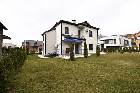 ԱՋԱՓՆՅԱԿ, ՎԱՀԱԳՆԻ ԹԱՂ․, 6 ՍԵՆՅԱԿ
