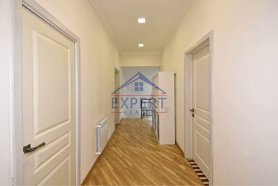 ԱՋԱՓՆՅԱԿ, ՎԱՀԱԳՆԻ ԹԱՂ․, 6 ՍԵՆՅԱԿ