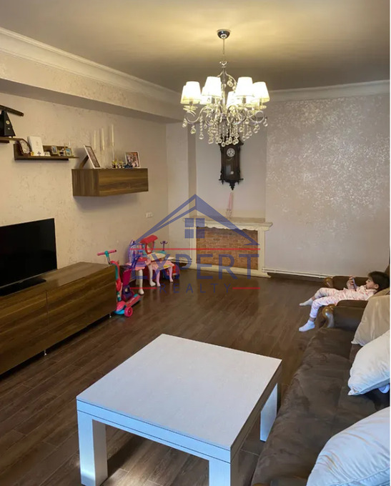 ԱՐԱԲԿԻՐ, ՀՐԱՉՅԱ ՔՈՉԱՐ, 3 ՍԵՆՅԱԿ