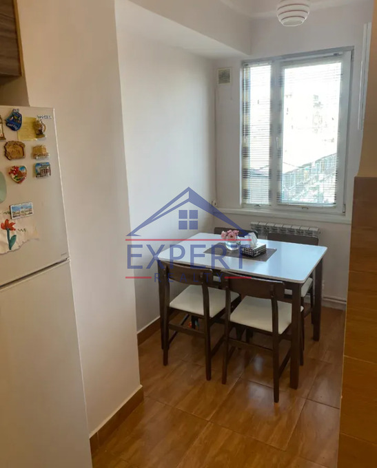 ԱՐԱԲԿԻՐ, ՀՐԱՉՅԱ ՔՈՉԱՐ, 3 ՍԵՆՅԱԿ