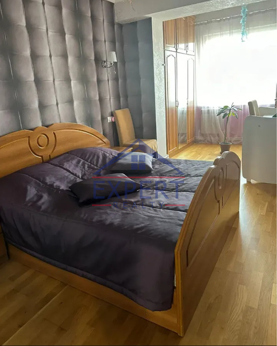 ԱՐԱԲԿԻՐ, ՀՐԱՉՅԱ ՔՈՉԱՐ, 3 ՍԵՆՅԱԿ