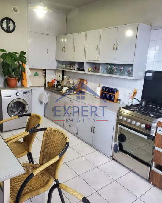 ԿԵՆՏՐՈՆ, ԽՈՐԵՆԱՑՈՒ ՓՈՂՈՑ, 3 ՍԵՆՅԱԿ