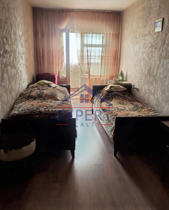 ԿԵՆՏՐՈՆ, ԽՈՐԵՆԱՑՈՒ ՓՈՂՈՑ, 3 ՍԵՆՅԱԿ