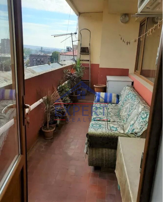 ԿԵՆՏՐՈՆ, ԽՈՐԵՆԱՑՈՒ ՓՈՂՈՑ, 3 ՍԵՆՅԱԿ