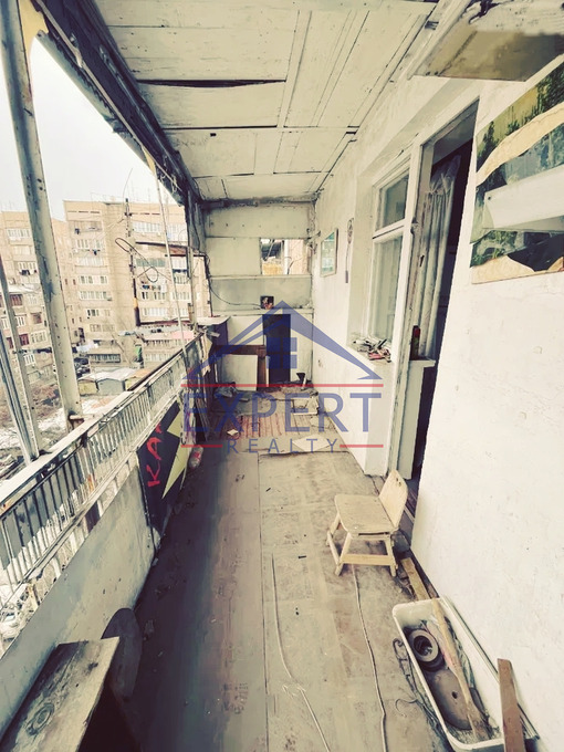 ԱՐԱԲԿԻՐ, ԿՈՄԻՏԱՍԻ ՊՈՂՈՏԱ, 2 ՍԵՆՅԱԿ