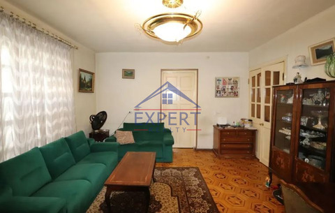 ԿԵՆՏՐՈՆ, ՄԱՇՏՈՑԻ ՊՈՂՈՏԱ, 3 ՍԵՆՅԱԿ