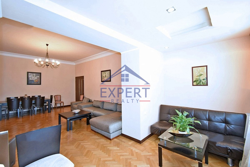 ԿԵՆՏՐՈՆ, ՄԱՇՏՈՑԻ ՊՈՂՈՏԱ, 3 ՍԵՆՅԱԿ