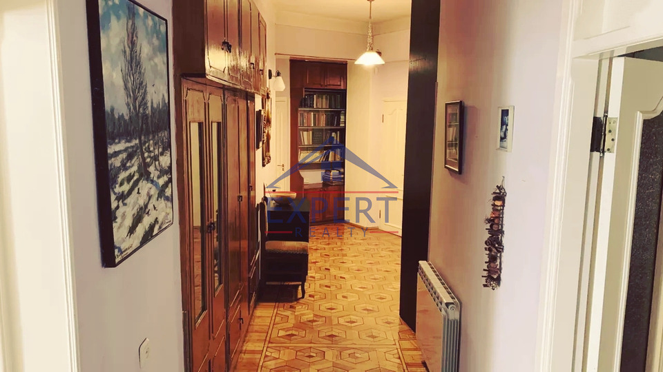 ԿԵՆՏՐՈՆ, ԿԻԵՎՅԱՆ ՓՈՂՈՑՈՒՄ, 4 ՍԵՆՅԱԿ