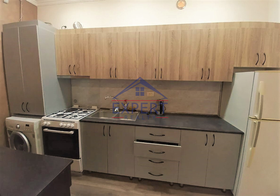 ՄԱԼԱԹԻԱ ՍԵԲԱՍՏԻԱ, ՏԻՉԻՆԱ ՓՈՂՈՑ, 2 ՍԵՆՅԱԿ