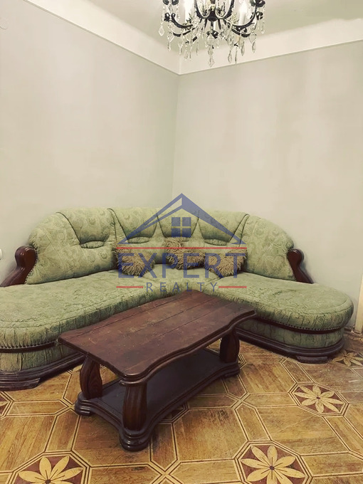 ԿԵՆՏՐՈՆ, ԵԶՆԻԿ ԿՈՂԲԱՑԻ ՓՈՂՈՑ, 3 ՍԵՆՅԱԿ