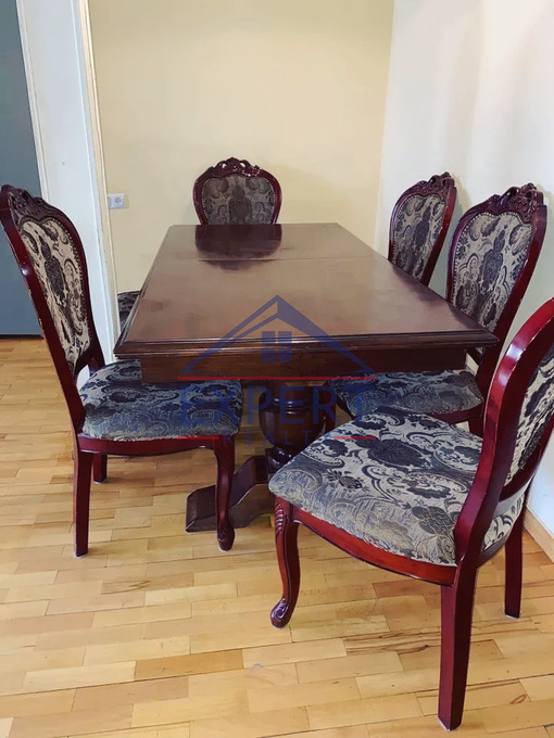 ԿԵՆՏՐՈՆ, ՆԱԼԲԱՆԴՅԱՆ ՓՈՂՈՑ, 3 ՍԵՆՅԱԿ