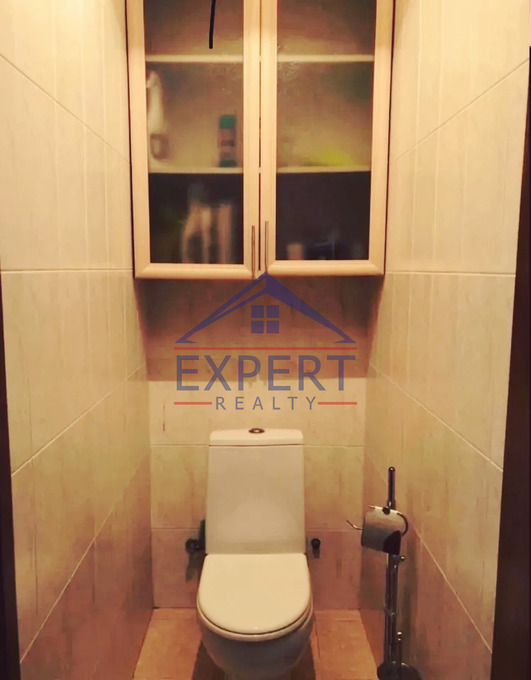 ԿԵՆՏՐՈՆ, ՆԱԼԲԱՆԴՅԱՆ ՓՈՂՈՑ, 3 ՍԵՆՅԱԿ