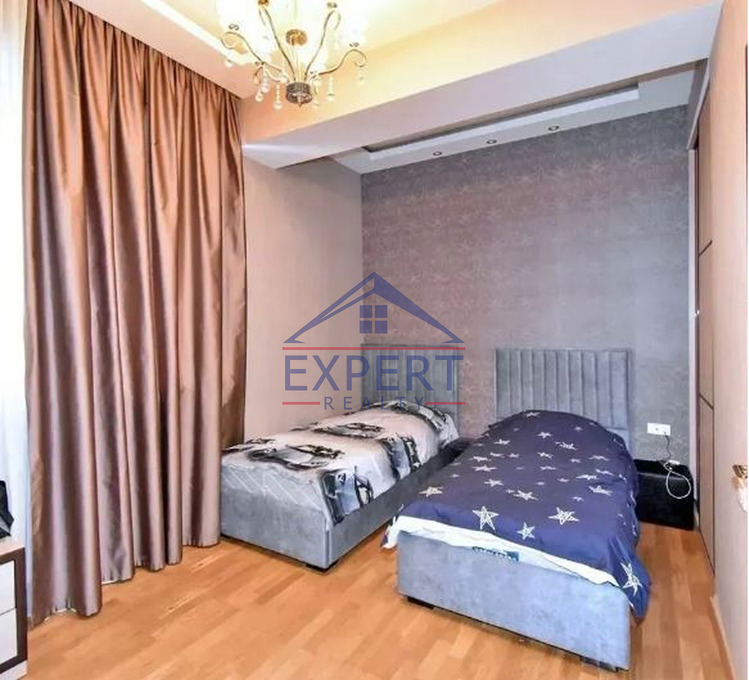 ԿԵՆՏՐՈՆ ՏԵՐՅԱՆ ՓՈՂՈՑ 3 ՍԵՆՅԱԿ