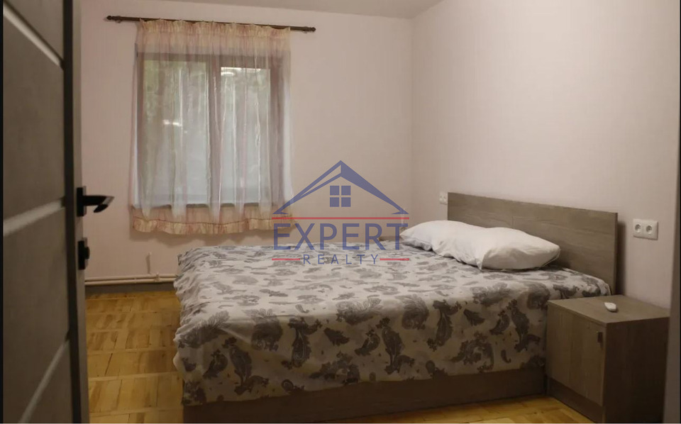ԱՐԱԲԿԻՐ ․ ՍՈՍ ՍԱՐԳՍՅԱՆ Փ, 6 ՍԵՆՅԱԿ