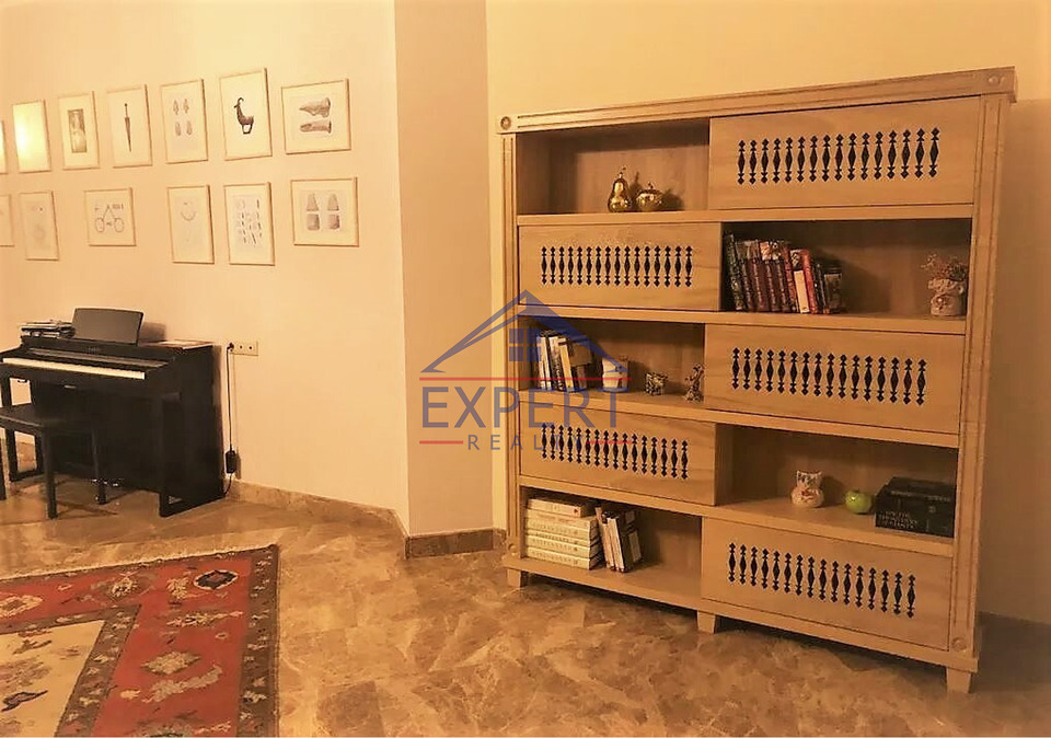 ԿԵՆՏՐՈՆ, ՀՅՈՒՍԻՍԱՅԻՆ ՊՈՂՈՏԱ, 3 ՍԵՆՅԱԿ