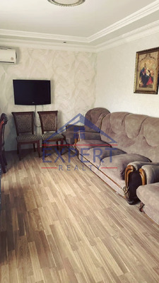 ԿԵՆՏՐՈՆ, ՏԻԳՐԱՆ ՄԵԾԻ ՊՈՂՈՏԱ, 3 ՍԵՆՅԱԿ