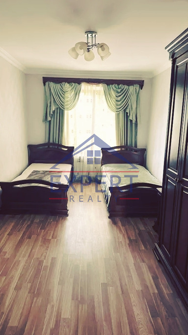 ԿԵՆՏՐՈՆ, ՏԻԳՐԱՆ ՄԵԾԻ ՊՈՂՈՏԱ, 3 ՍԵՆՅԱԿ