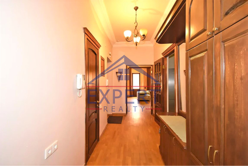 ԿԵՆՏՐՈՆ, ԶԱՐՈԲՅԱՆ ՓՈՂՈՑ, 3 ՍԵՆՅԱԿ