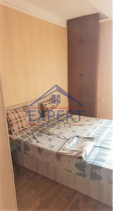 ԿԵՆՏՐՈՆ, ՆԱԼԲԱՆԴՅԱՆ ՓՈՂՈՑ, 3 ՍԵՆՅԱԿ