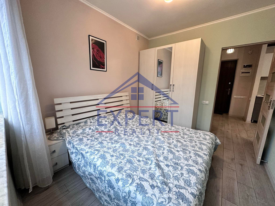 ԿԵՆՏՐՈՆ, ՄԱՇՏՈՑԻ ՊՈՂՈՏԱ, 2 ՍԵՆՅԱԿ