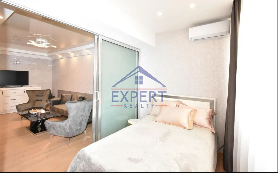 ԿԵՆՏՐՈՆ, ՀԻՆ ԵՐԵՎԱՆՑՈՒ ՓՈՂՈՑ, 3 ՍԵՆՅԱԿ