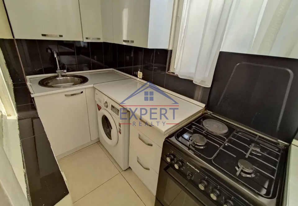 ԿԵՆՏՐՈՆ, ԽՈՐԵՆԱՑԻ ՓՈՂՈՑ, 3 ՍԵՆՅԱԿ