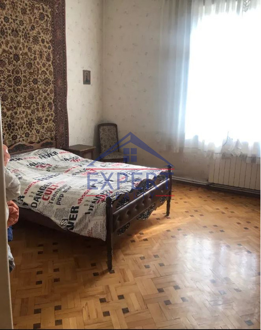 ՄԱԼԱԹԻԱ ՍԵԲԱՍՏԻԱ, 5 ՍԵՆՅԱԿ