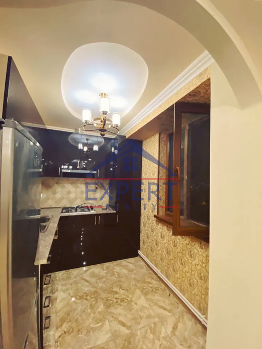 ԿԵՆՏՐՈՆ, ԲՐՅՈՒՍՈՎ  ՓՈՂՈՑ, 3 ՍԵՆՅԱԿ
