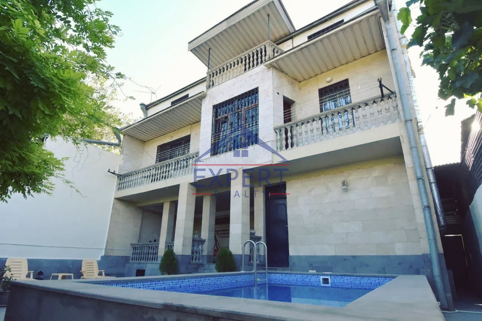 ԿԵՆՏՐՈՆ, ՕՍՏՐՈՎՍԿՈՒ ՓՈՂՈՑ, 6 ՍԵՆՅԱԿ